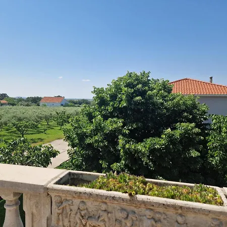 Gabriella House Hébergement de vacances *