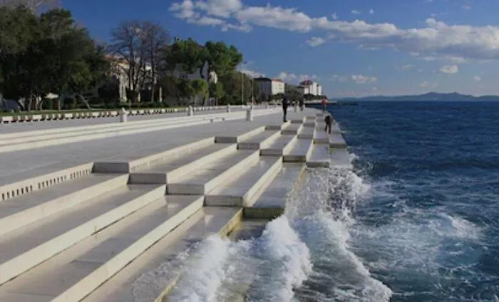 Gabriella House Poličnik