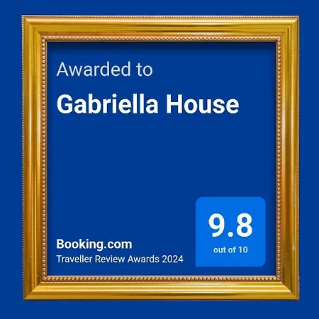 Gabriella House * Policnik